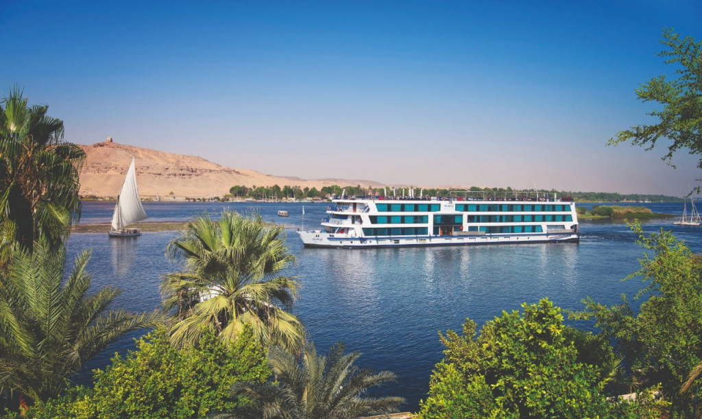 cruise in nile river